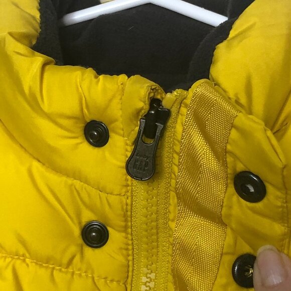 BABY GAP Mustard Yellow Puffer Vest 3 Years Toddler - Picture 5 of 11